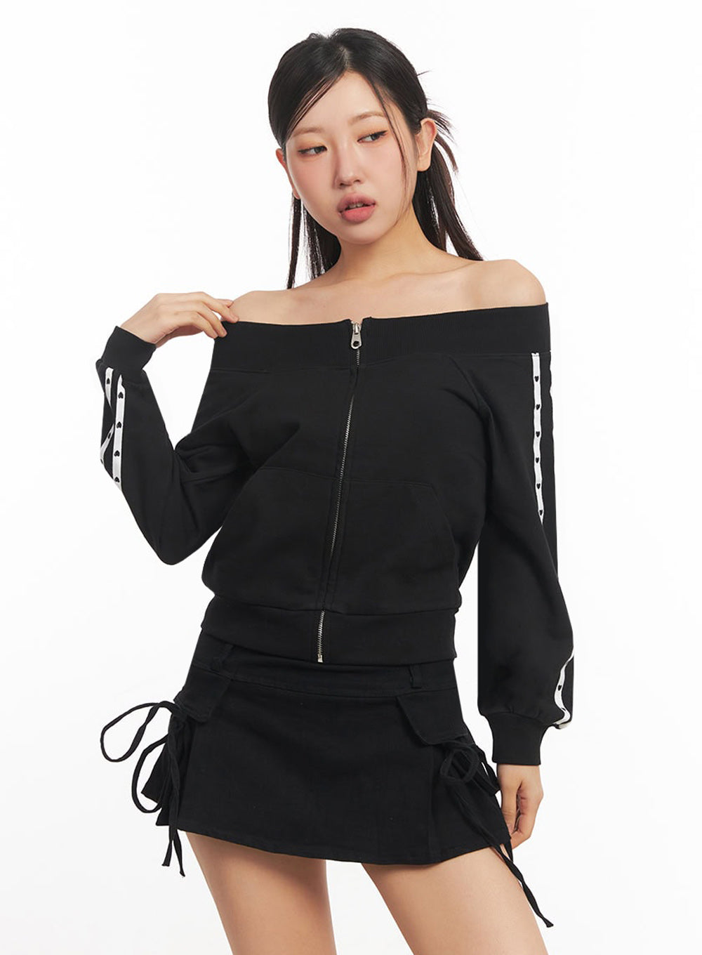 Heart Off-Shoulder Zip-Up Jacket IA524