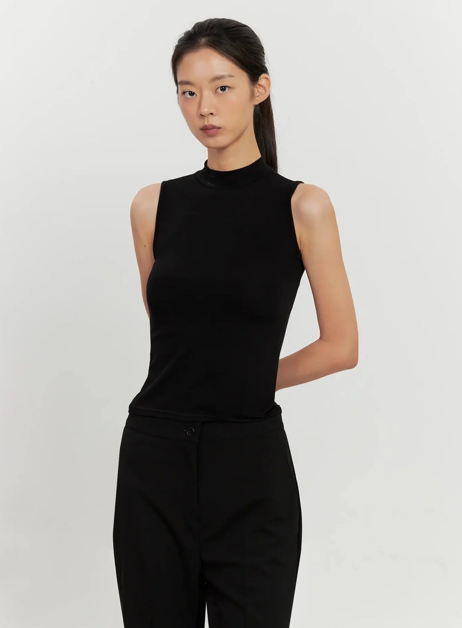 Mock Neck Sleeveless Top IL528