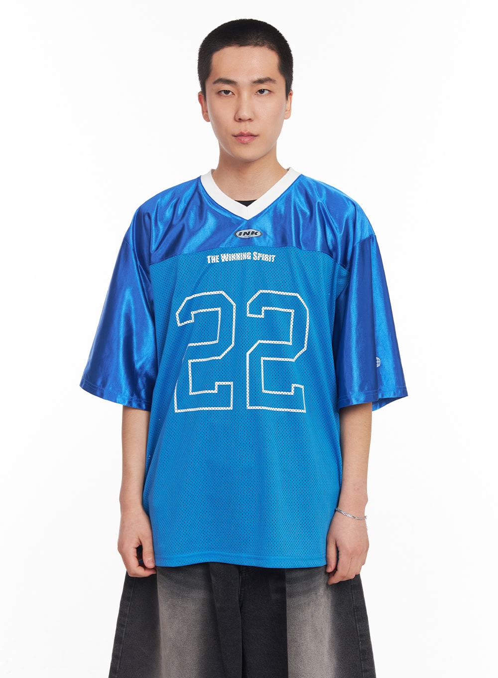 Men's Mesh V-Neck Graphic Tee IY505