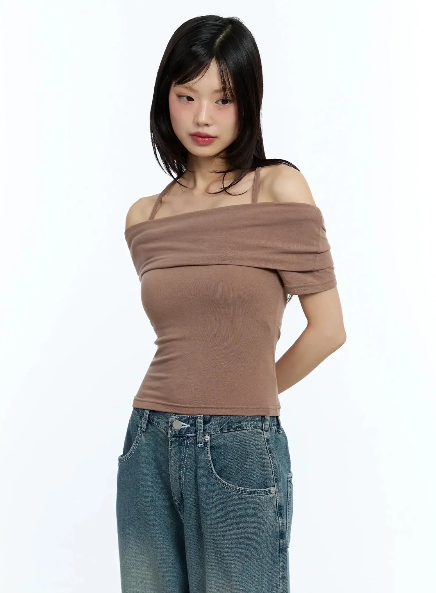 Shirred Off-Shoulder Short-Sleeve Tee IU525