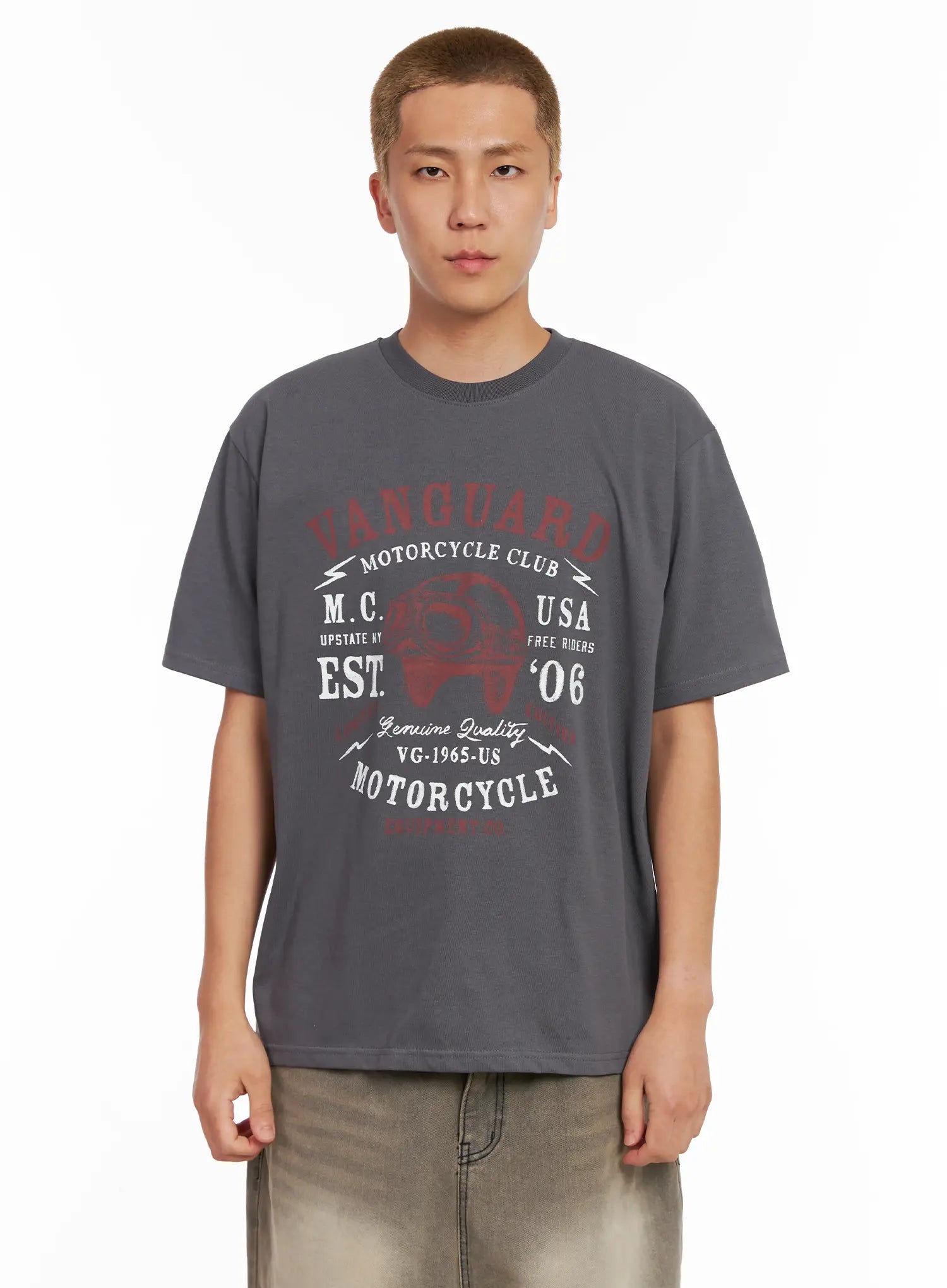 Men's "Vanguard" Graphic Tee IL521