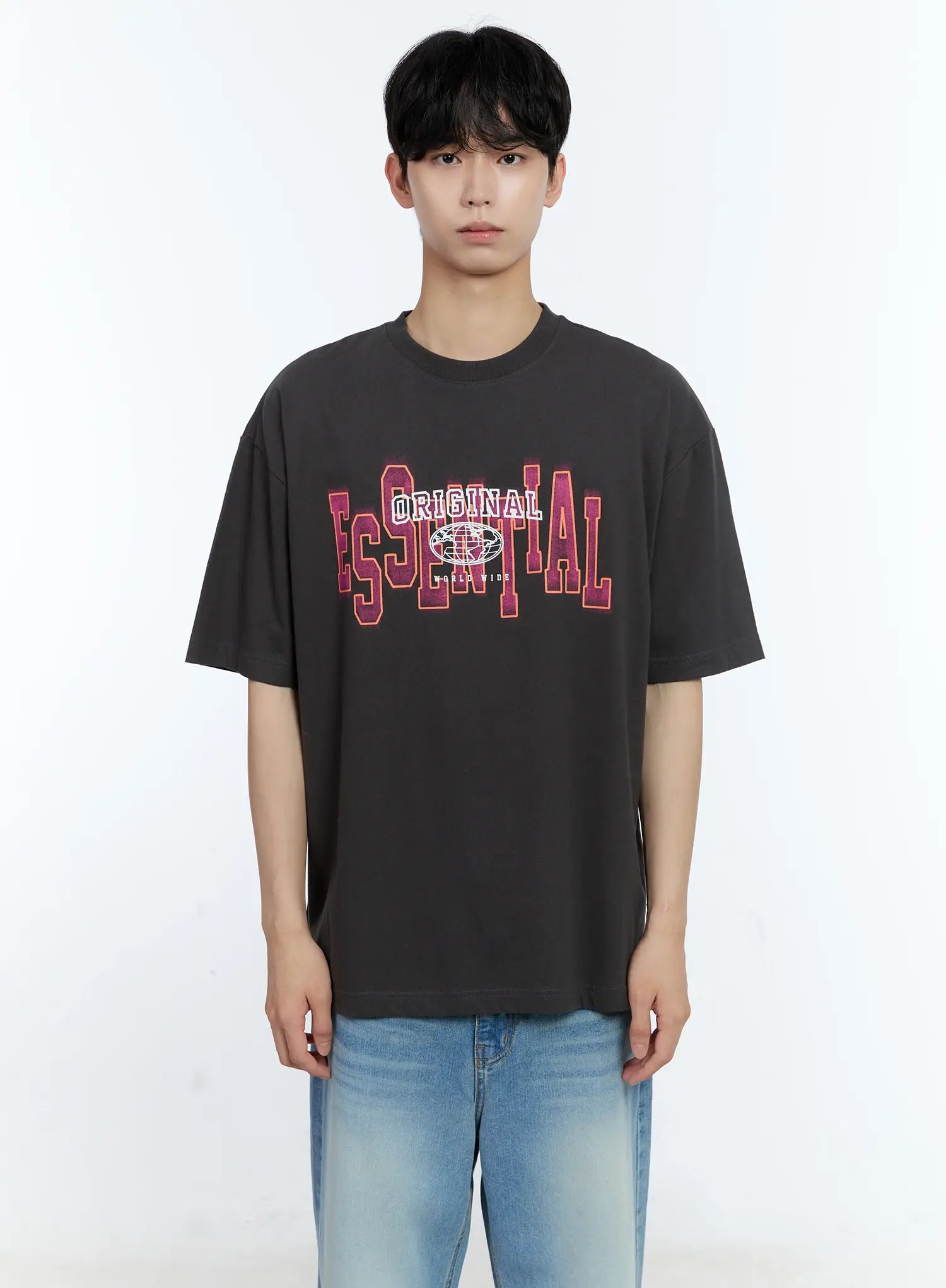 Men's Essential Graphic T-Shirt IL529