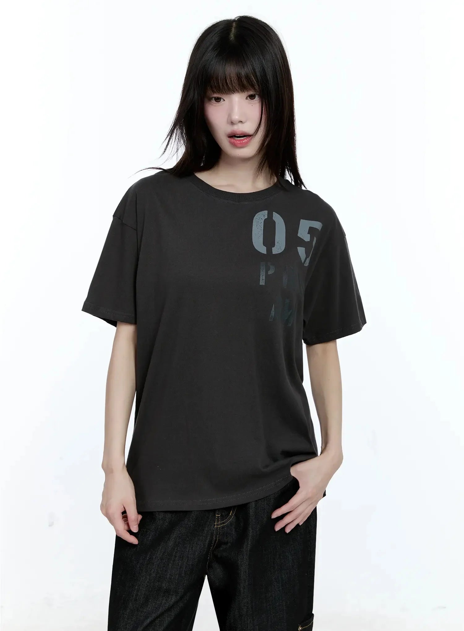 05 Graphic Print Short-Sleeve Tee IG508