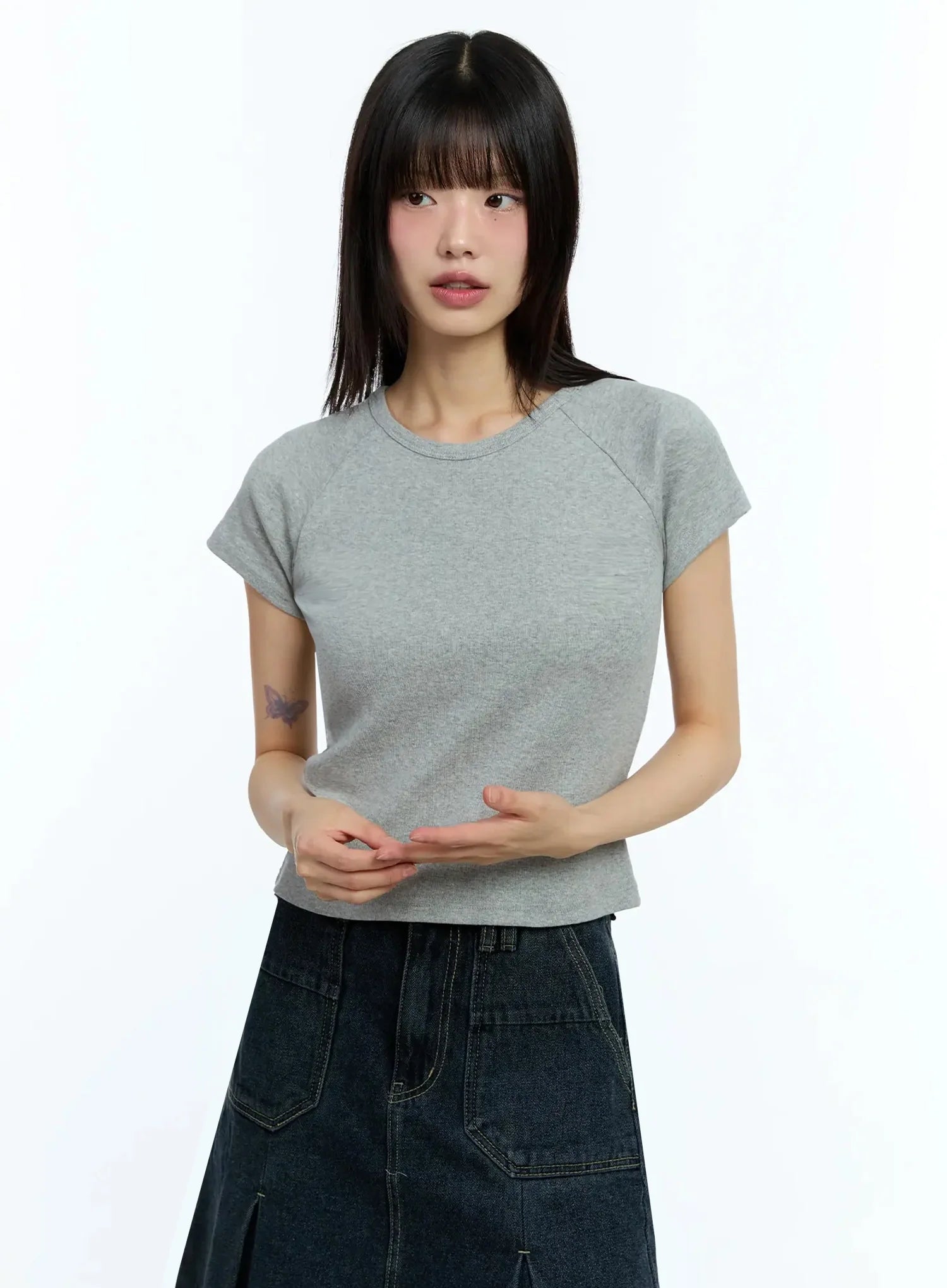 Slim-Fit Cropped Tee IU523