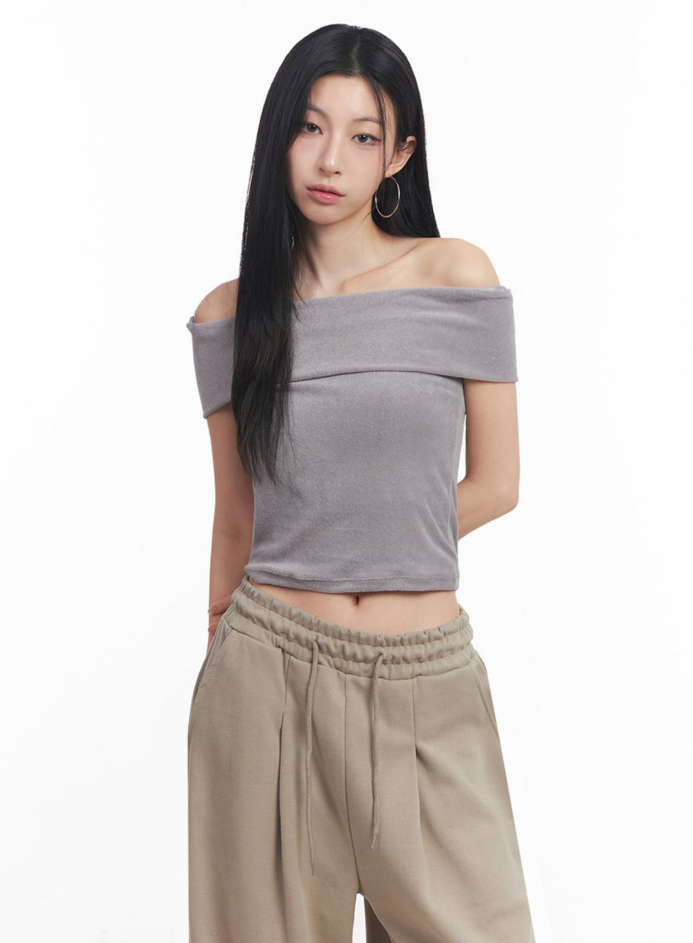 Classic Off-Shoulder Crop Top IY516