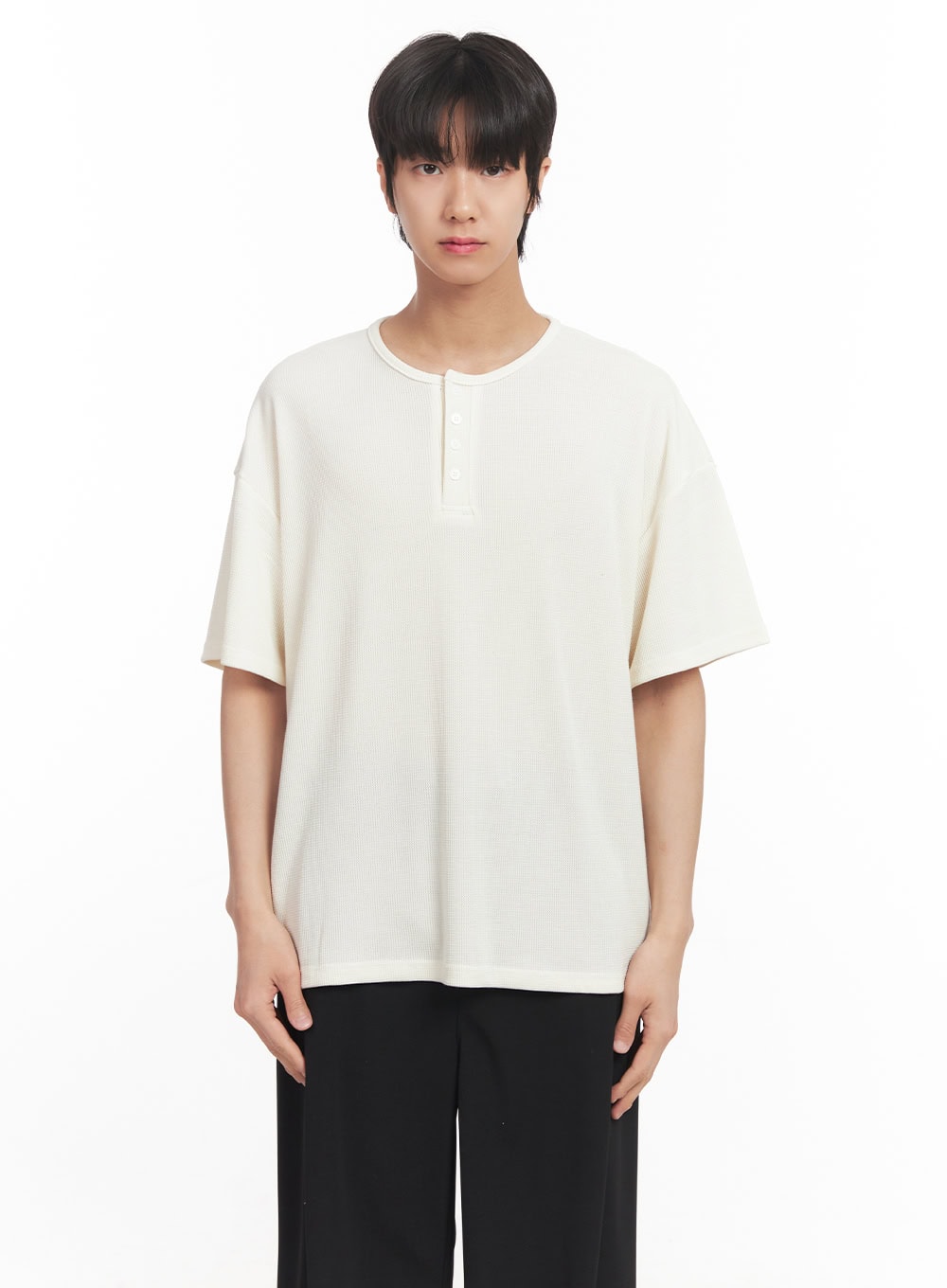 Men's Henley Neck Relaxed-Fit T-Shirt IA510