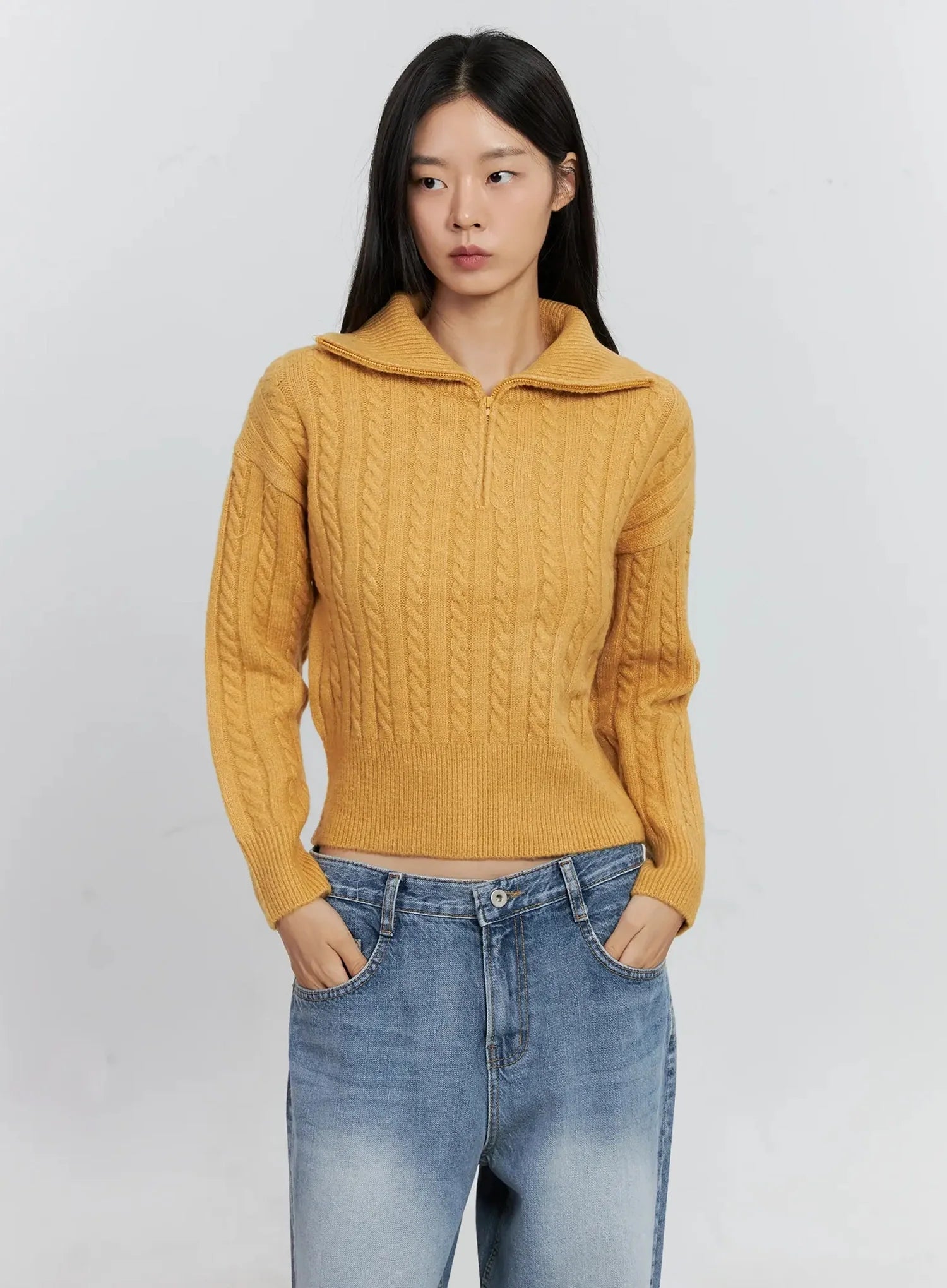 Cable-Knit High-Neck Zip-Up IS515