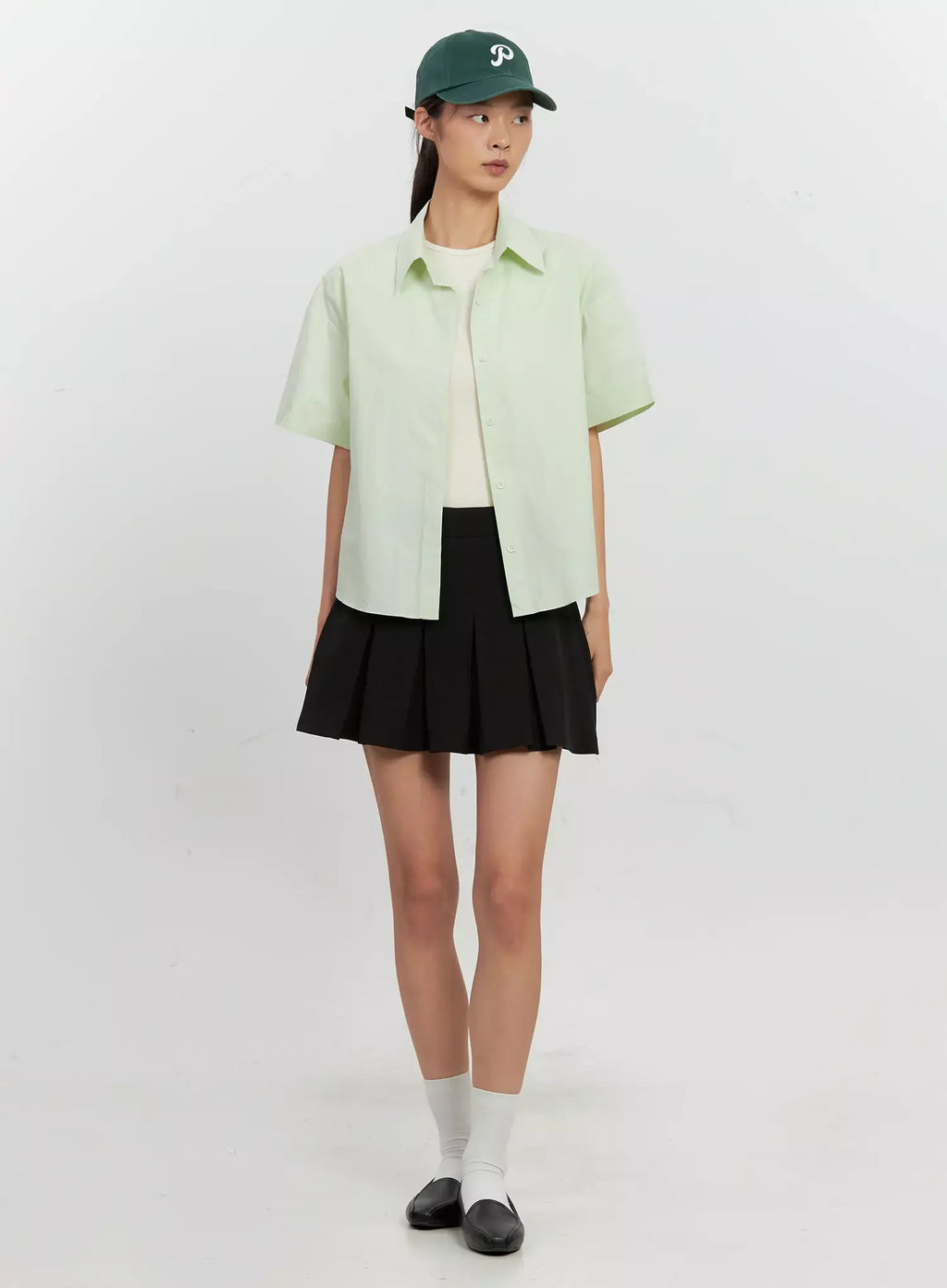 Collared Short-Sleeve Button-Up Shirt IL528