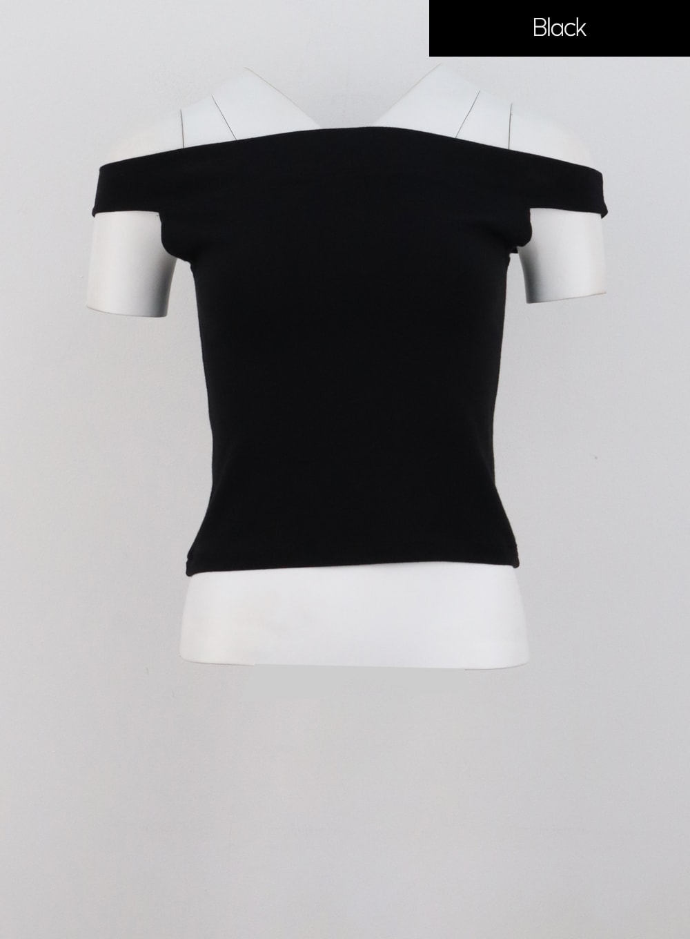 Off-Shoulder Sleeveless Top IG302