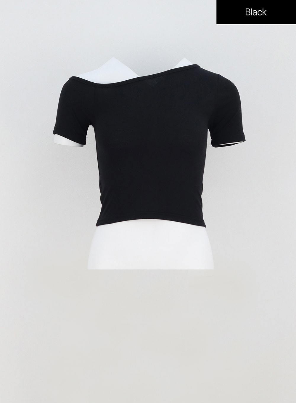 Off-Shoulder Tee IA325