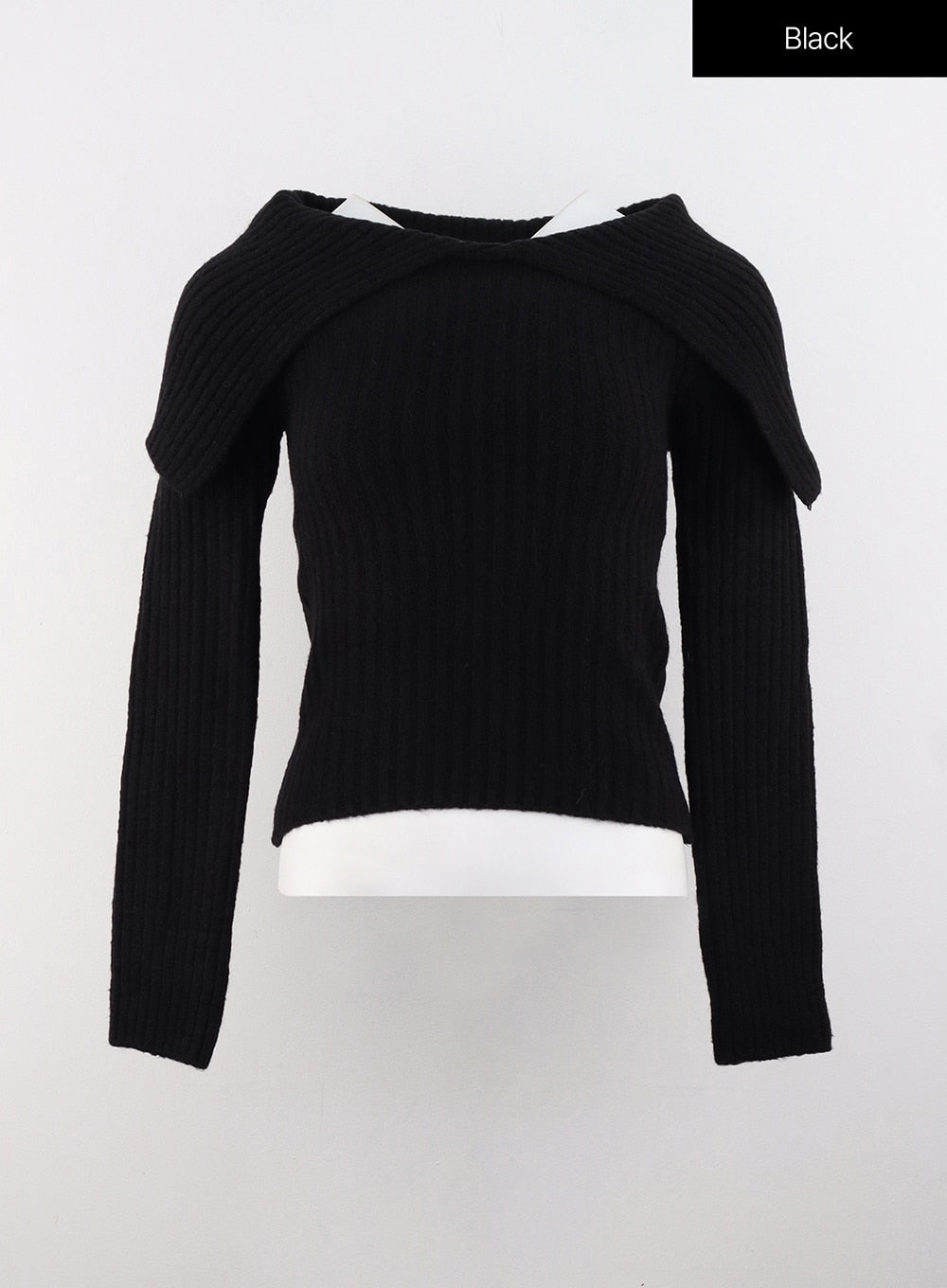 Wide Collar Off Shoulder Sweater IS315