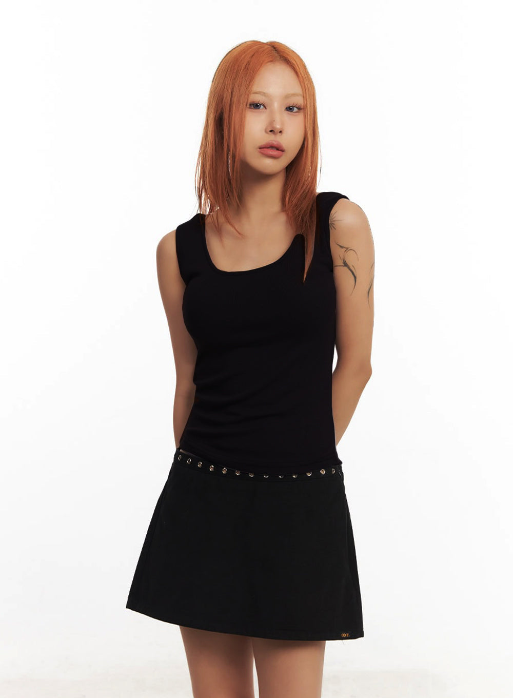 Essential U-Neck Tank Top IA517