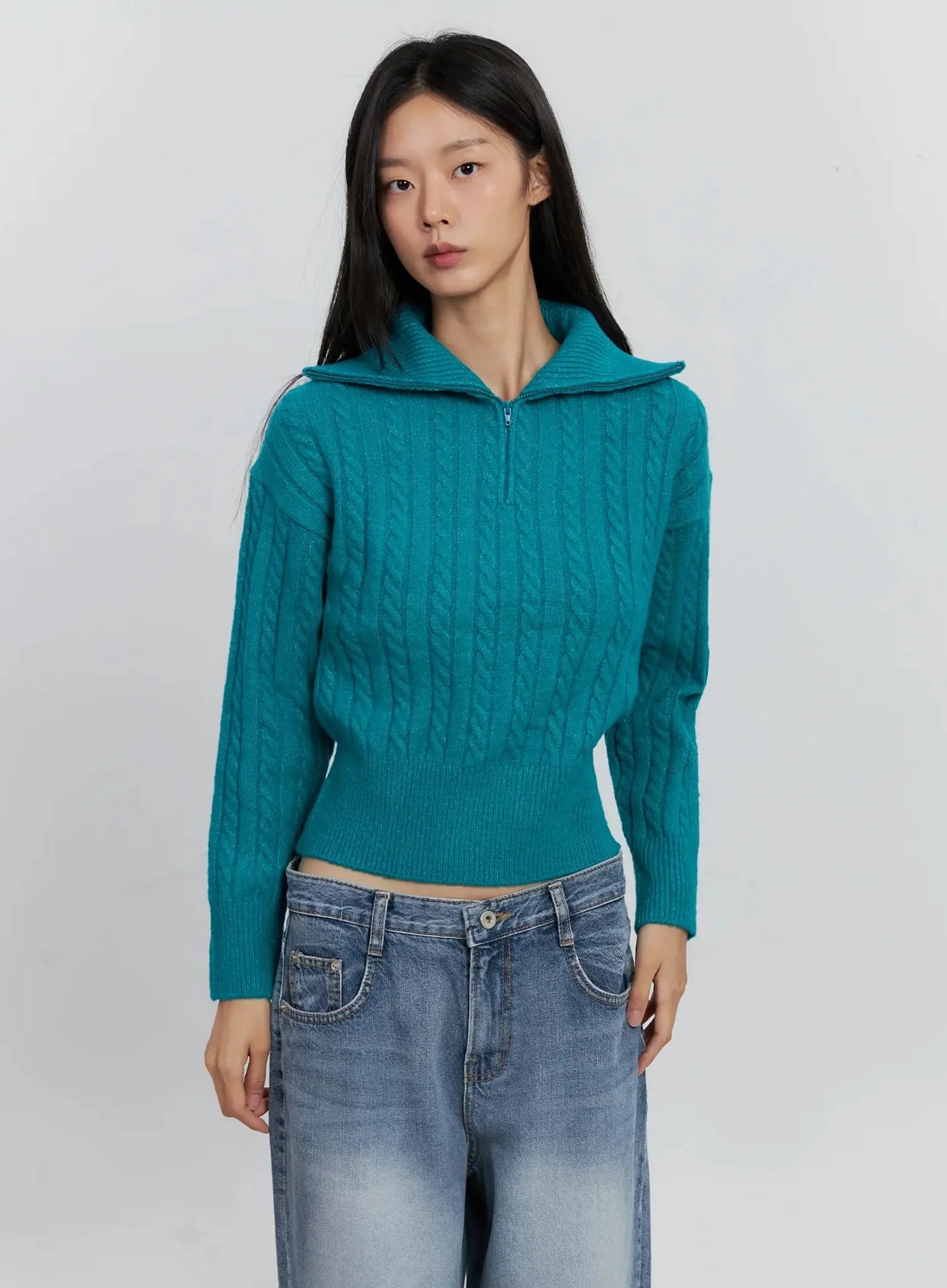 Cable-Knit High-Neck Zip-Up IS515