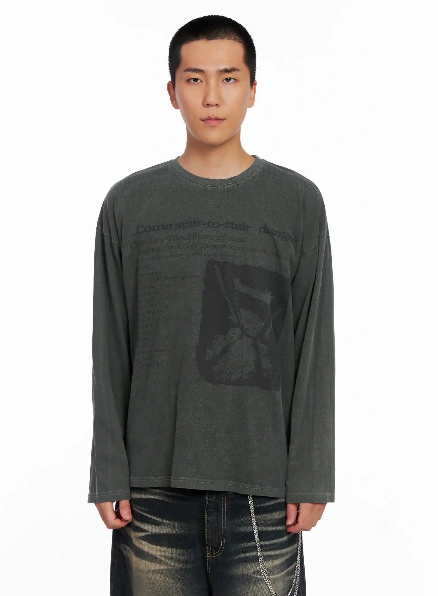 Men's Edgy Graphic Long Sleeve Tee IS509