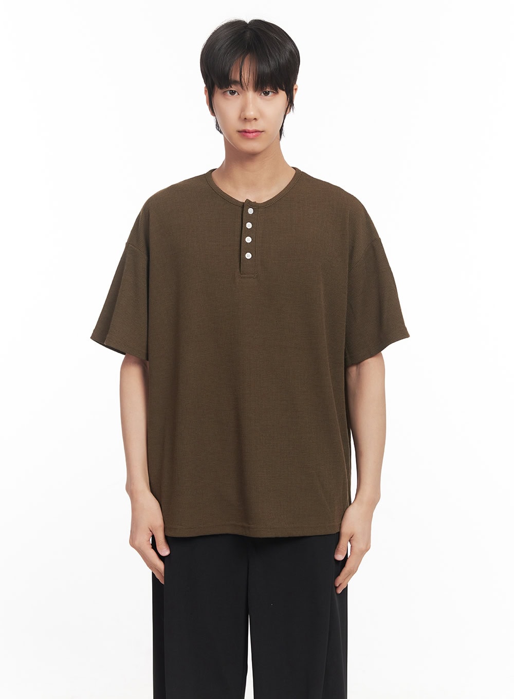 Men's Henley Neck Relaxed-Fit T-Shirt IA510