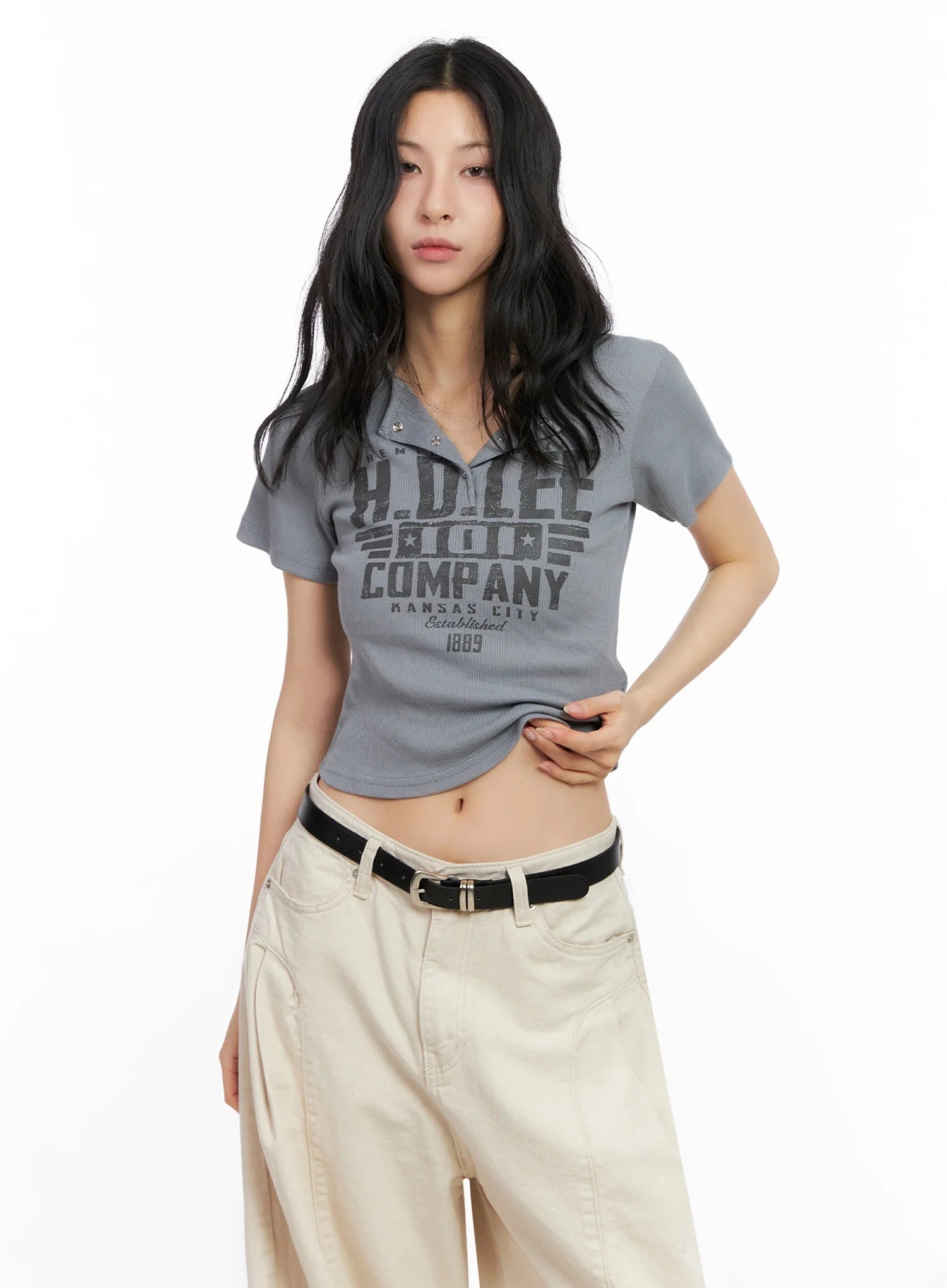 Graphic Snap Collar Crop Tee IG508