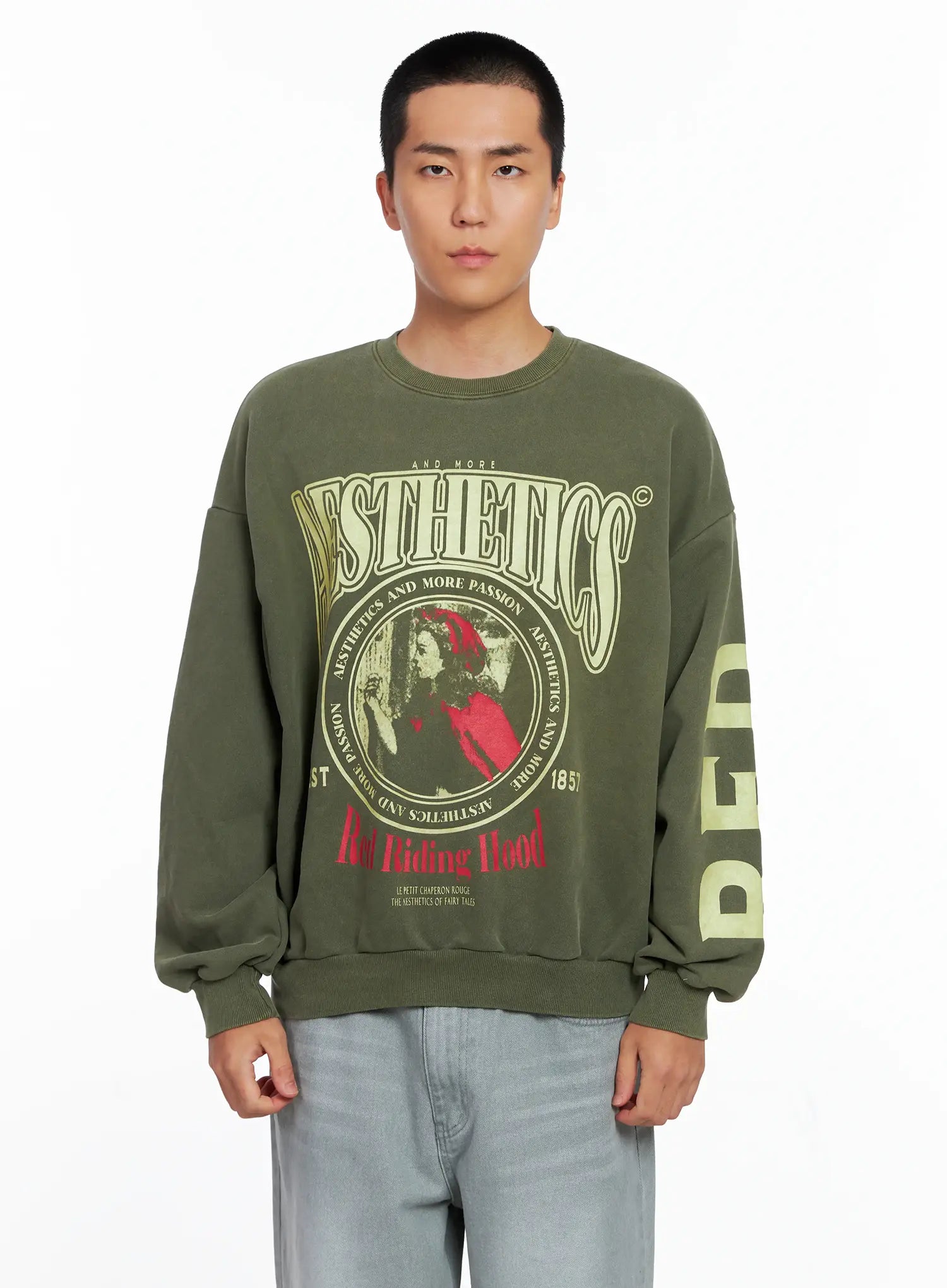 Men's Vintage Red Graphic Crewneck IS509