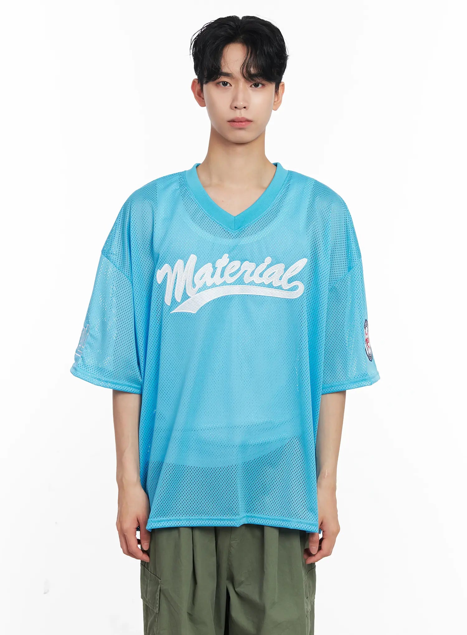 Men's Embroidered Mesh Graphic Tee IU526