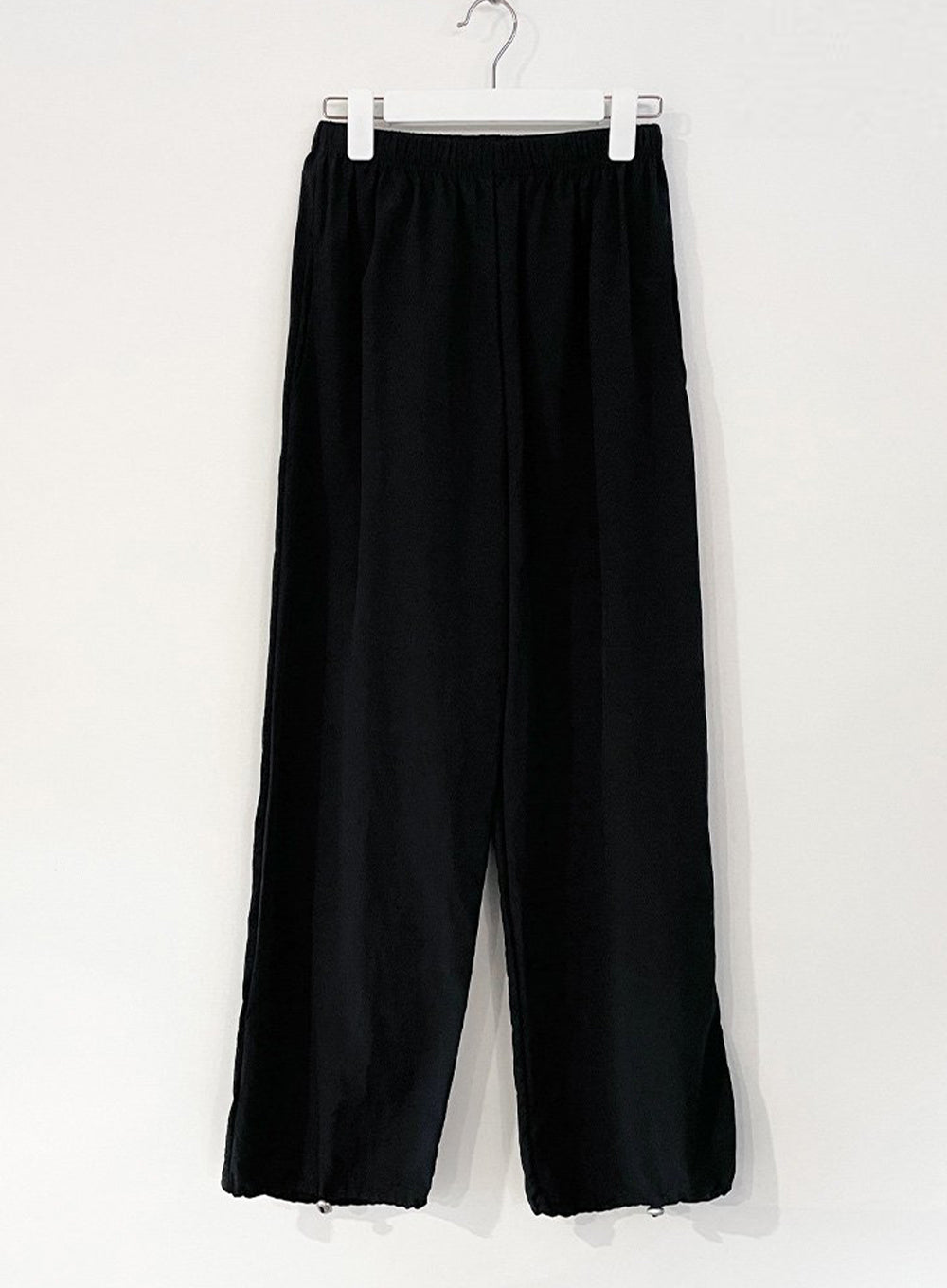 Loose Fit Banded Pants CA04