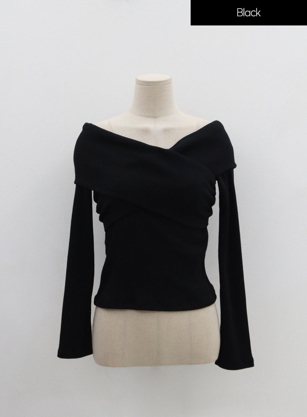 Off-Shoulder Cross Knit Long Sleeve T-Shirt IN07