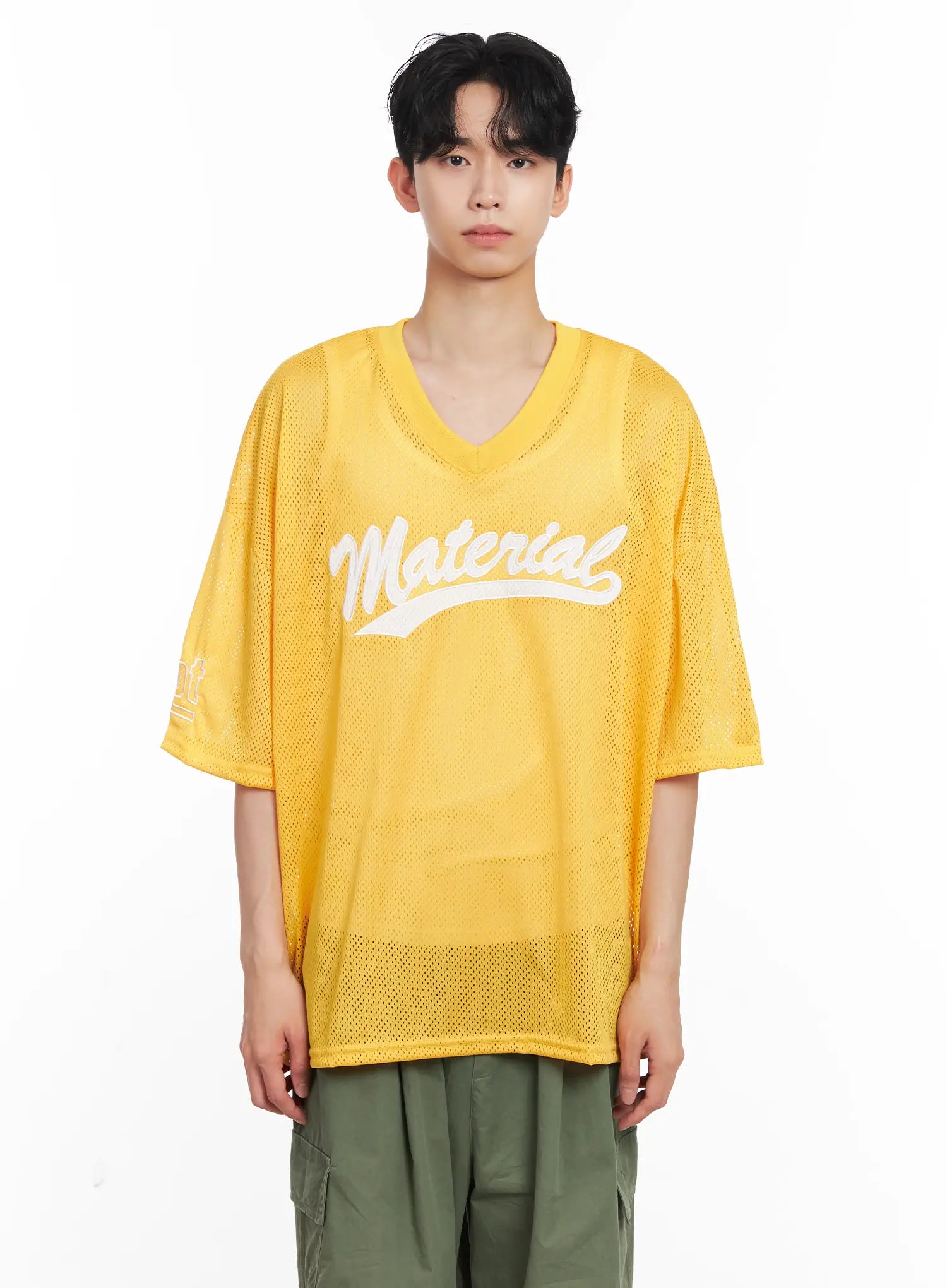 Men's Embroidered Mesh Graphic Tee IU526