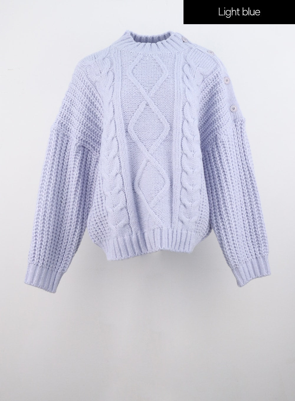 Cable Knit Buttoned Sweater IS301