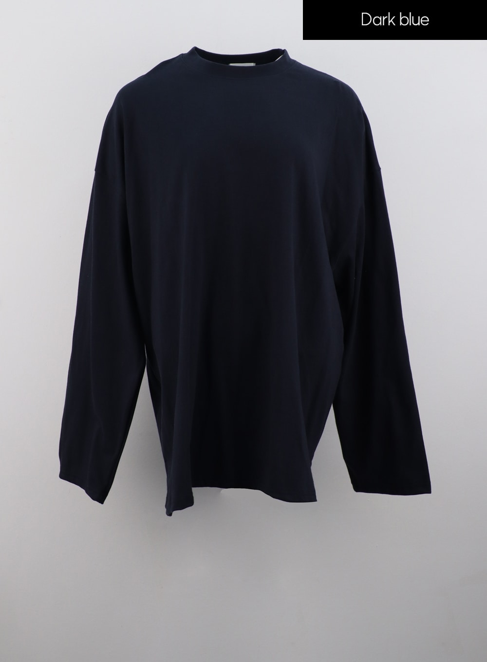 Loose-Fit Basic Long-Sleeve Tee IG320