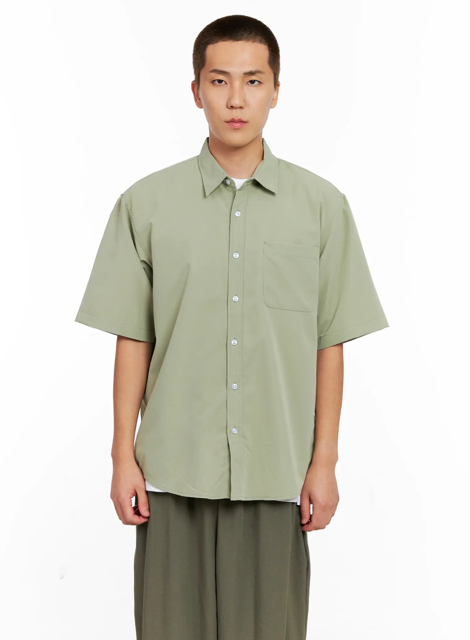 Men's Short-Sleeve Button-Up IG511