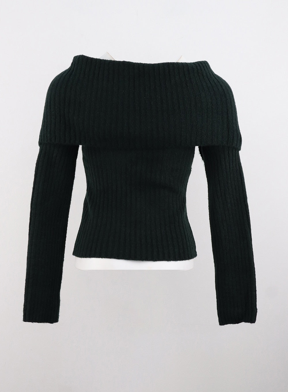 Wide Collar Off Shoulder Sweater IS315