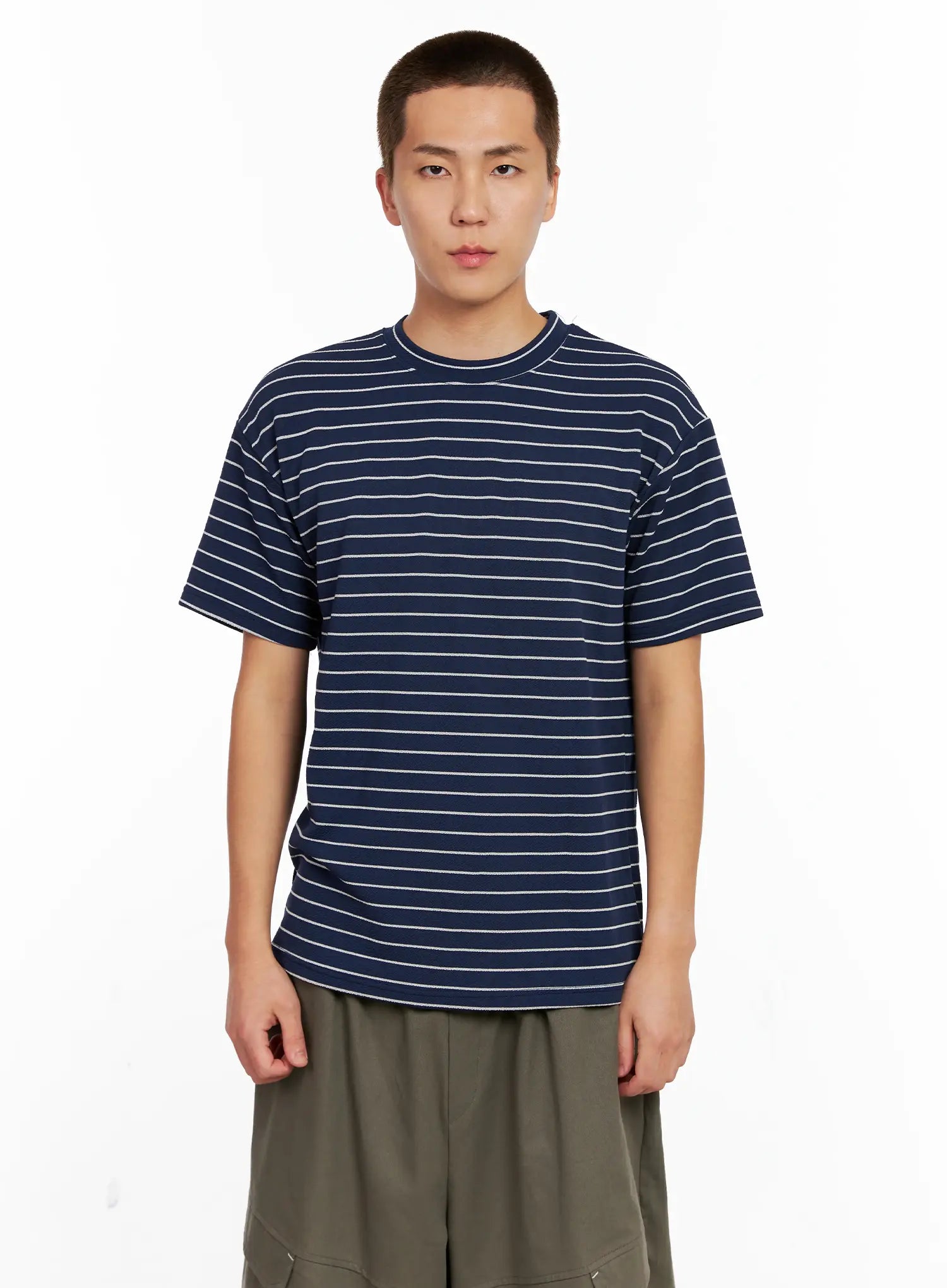 Men's Striped Relaxed-Fit Tee IG511