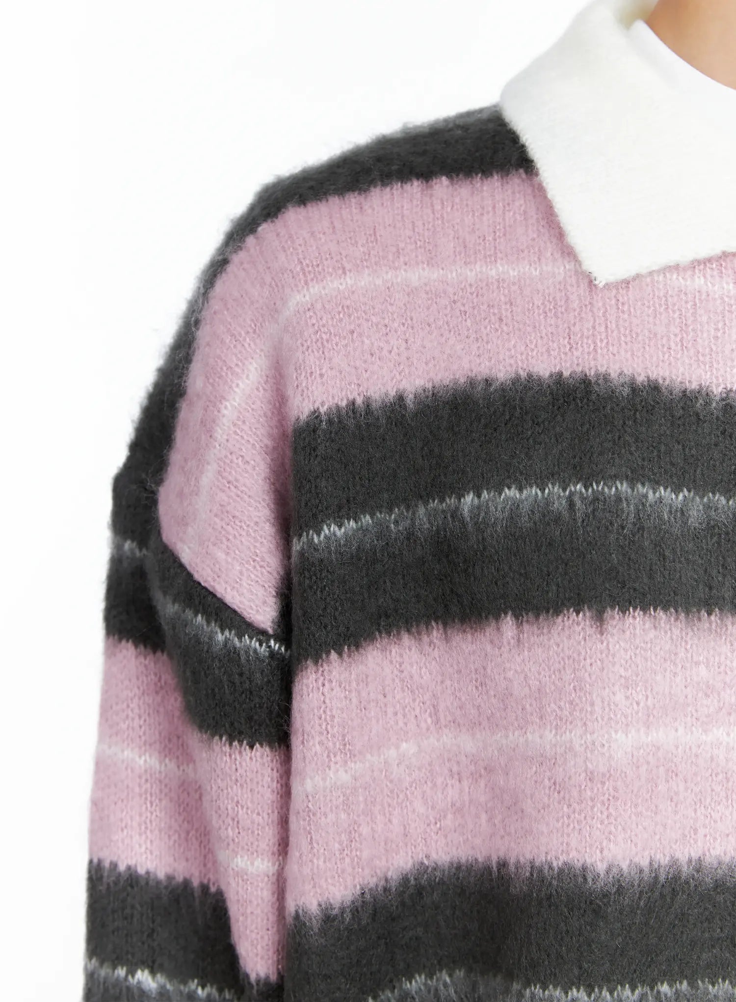 Men's Striped Knit Sweater (Light Pink) IS519