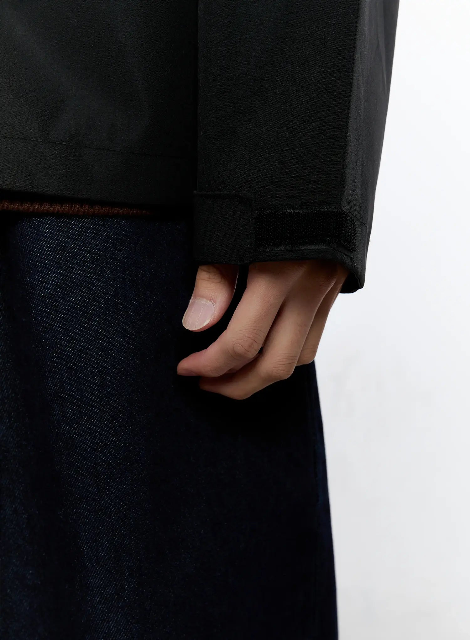 Men's Lightweight Windbreaker Jacket IS530