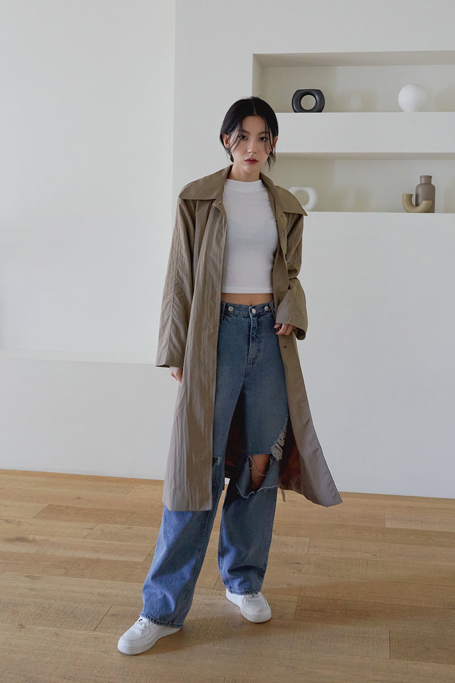 Destroyed Wide Leg Jeans J24