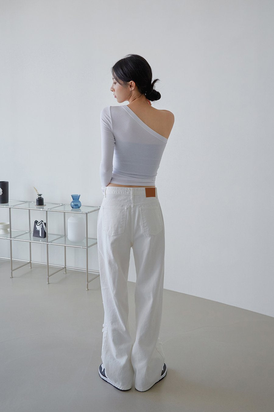 One Shoulder Cut Out Crop Top