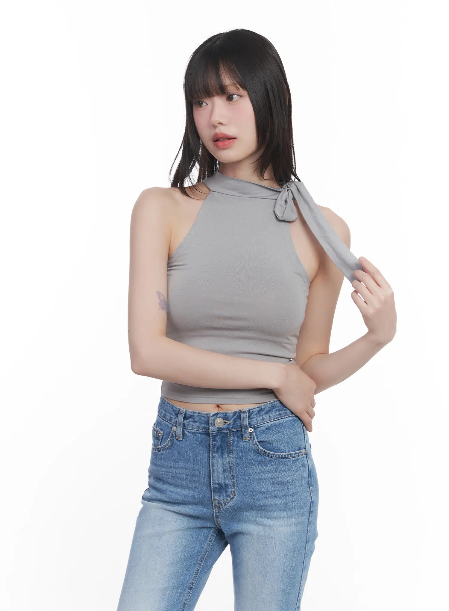 Slim-Fit Halter-Tie Tank Top CU520