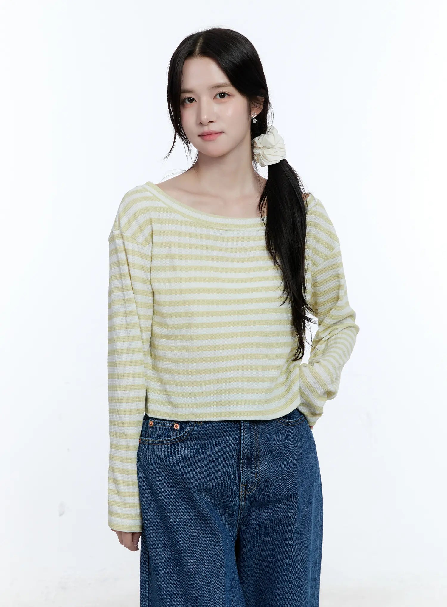 Striped Loose-Fit Long-Sleeve Top CG514