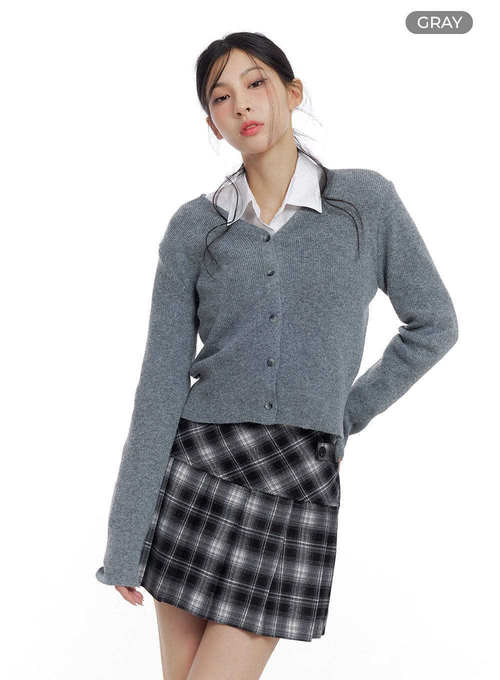 V-Neck Buttoned Cardigan CO426