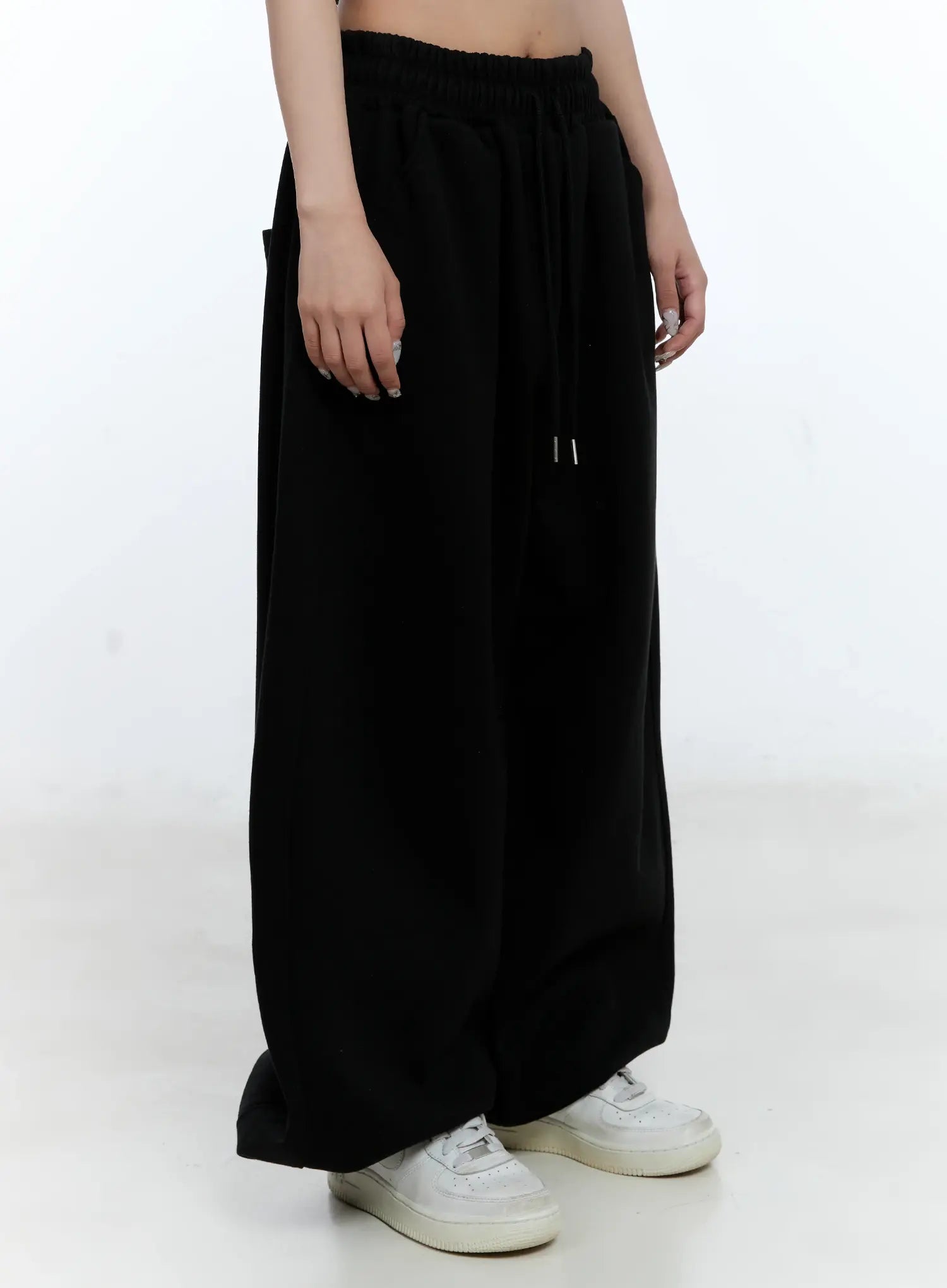 Wide-Leg Relaxed-Fit Track Pants CL530
