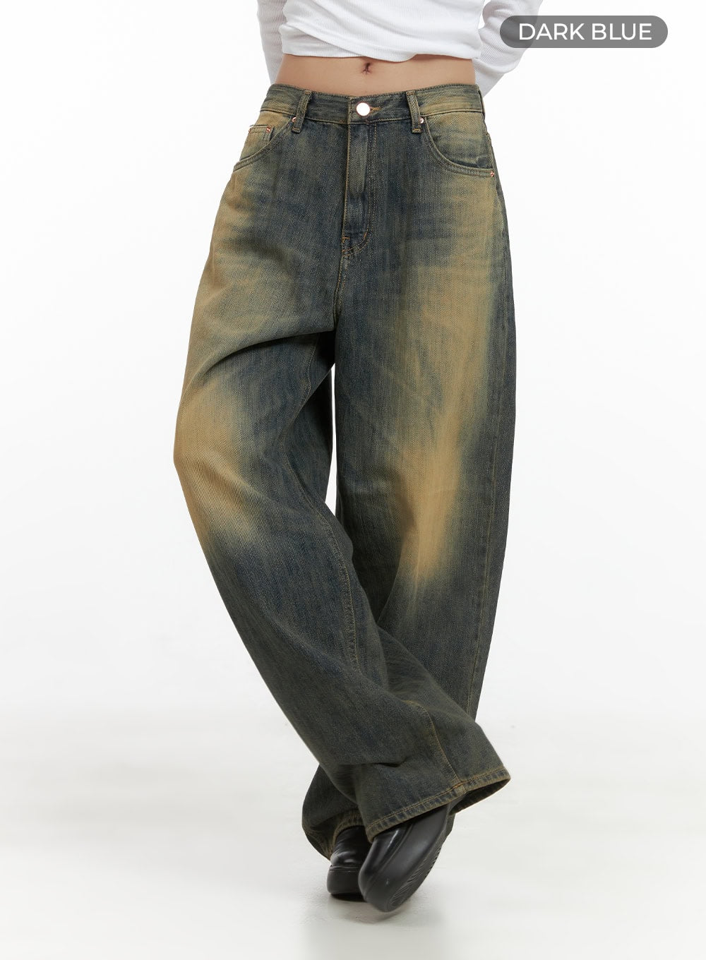 Wynn Vintage Wash Wide-Leg Jeans CS405
