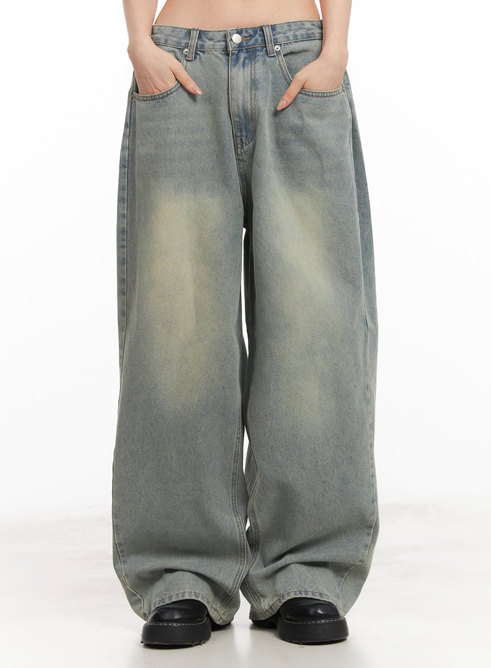 Hillary Washed Wide-Leg Jeans CM504