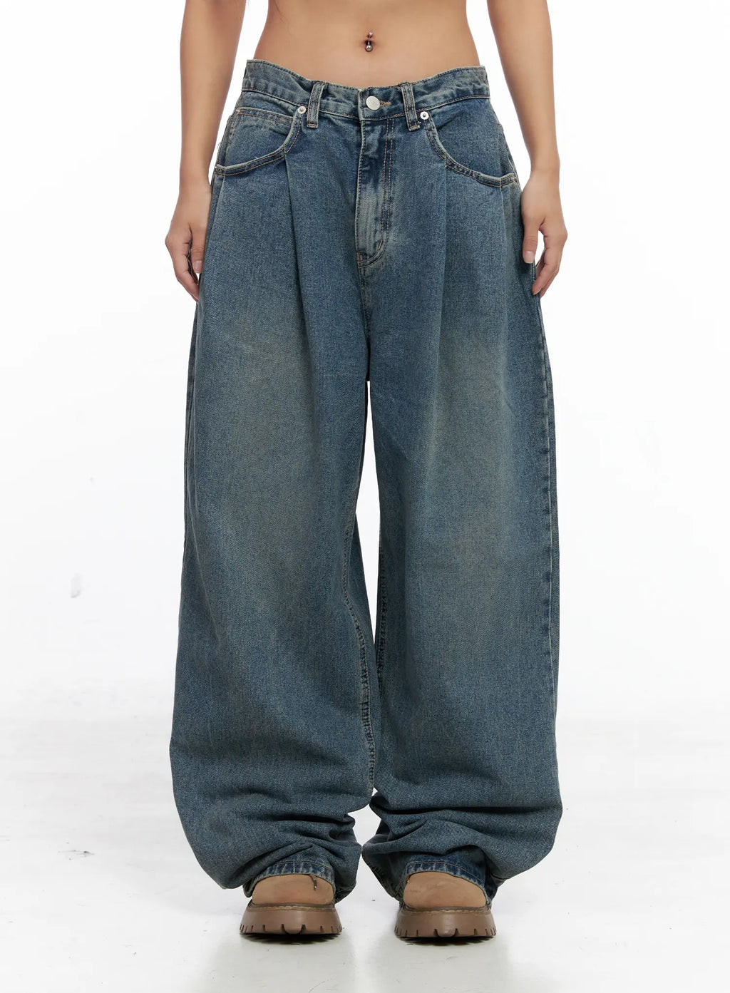 Aura Pleated Wide Jeans CS524