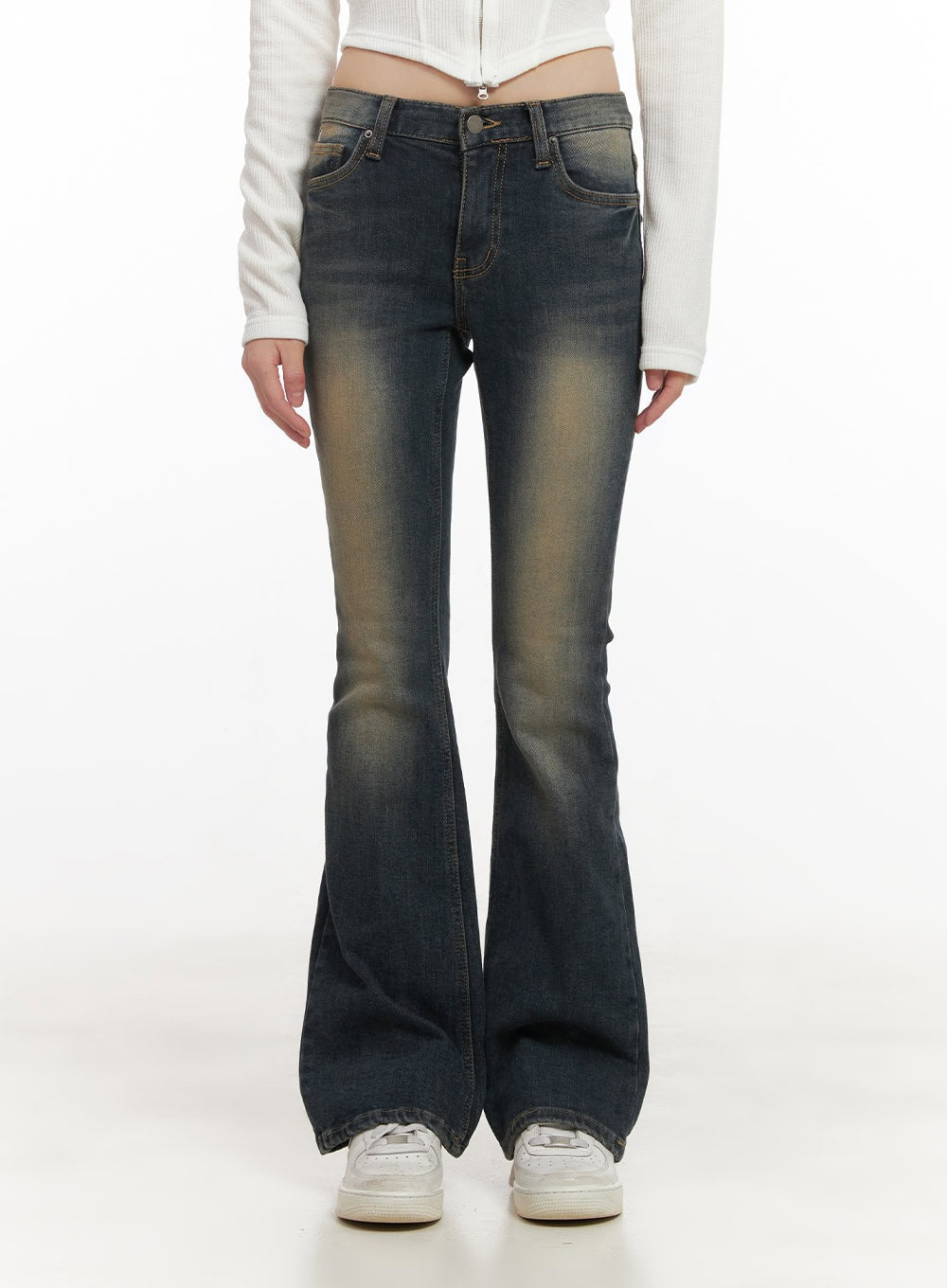 Alicia Washed Flared Jeans CD426