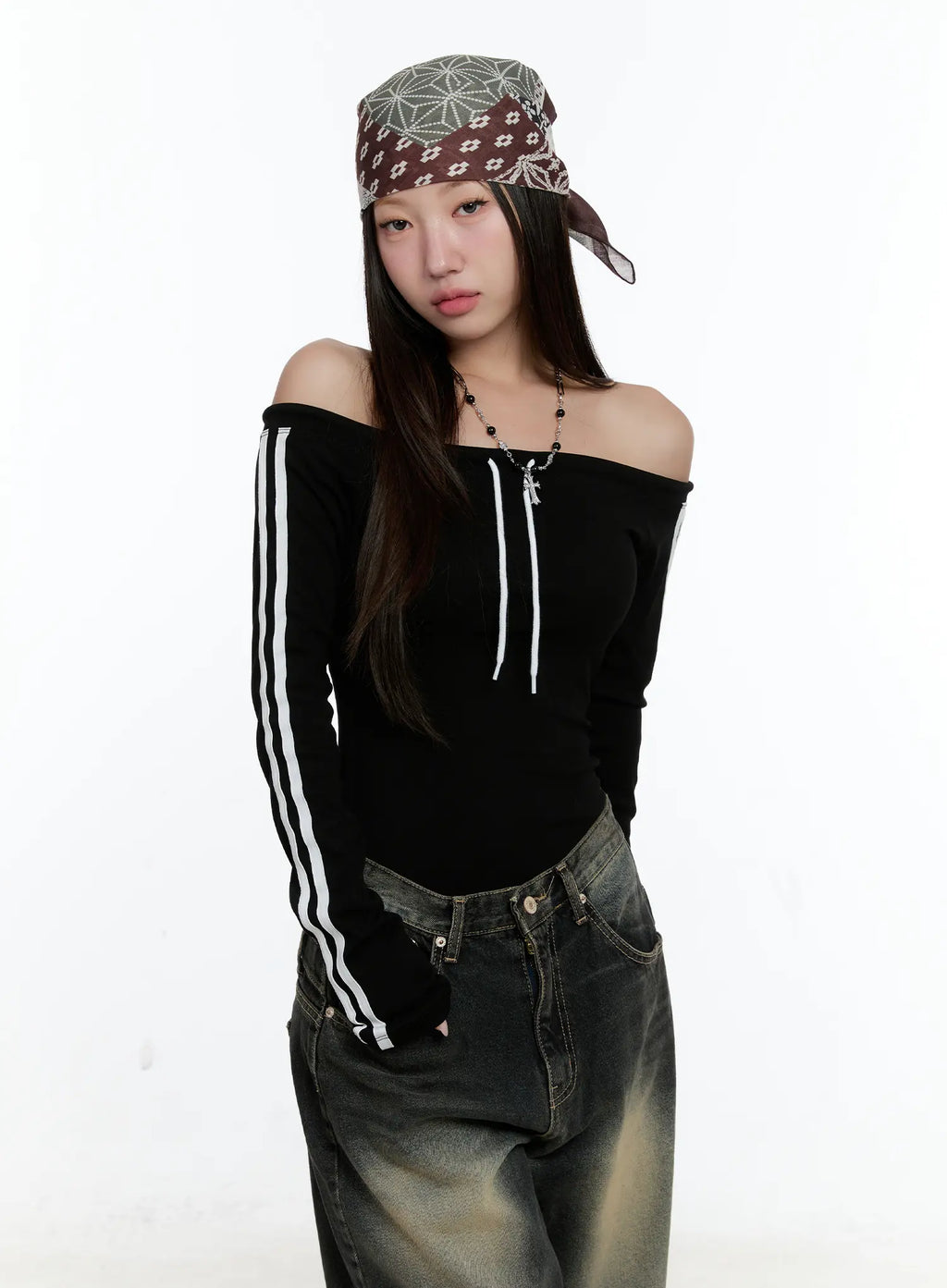 Sporty Off-Shoulder Knit Dress CS518