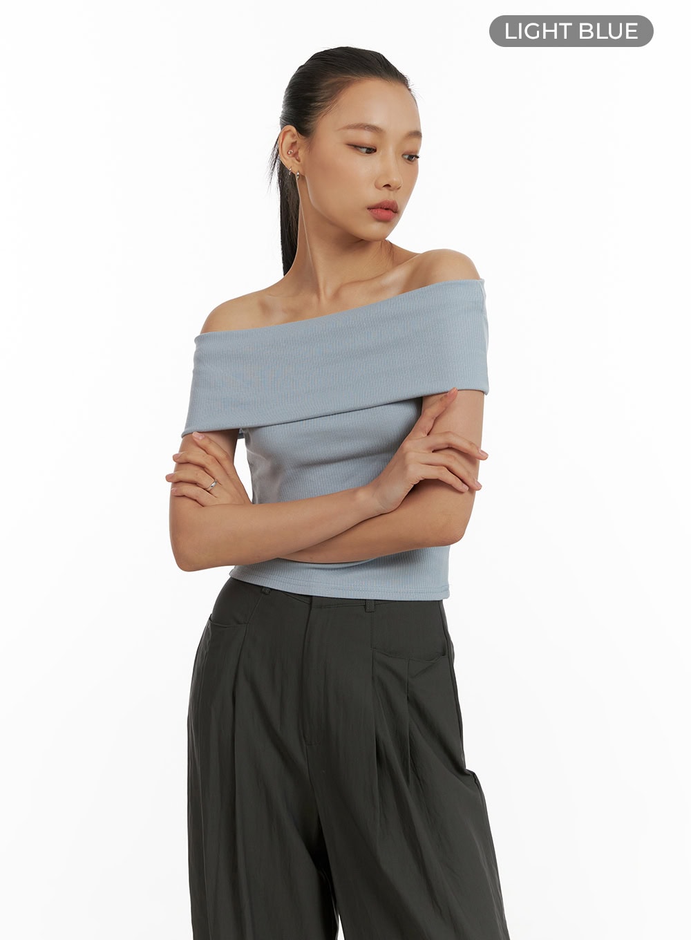 Off-Shoulder Solid Top CU414