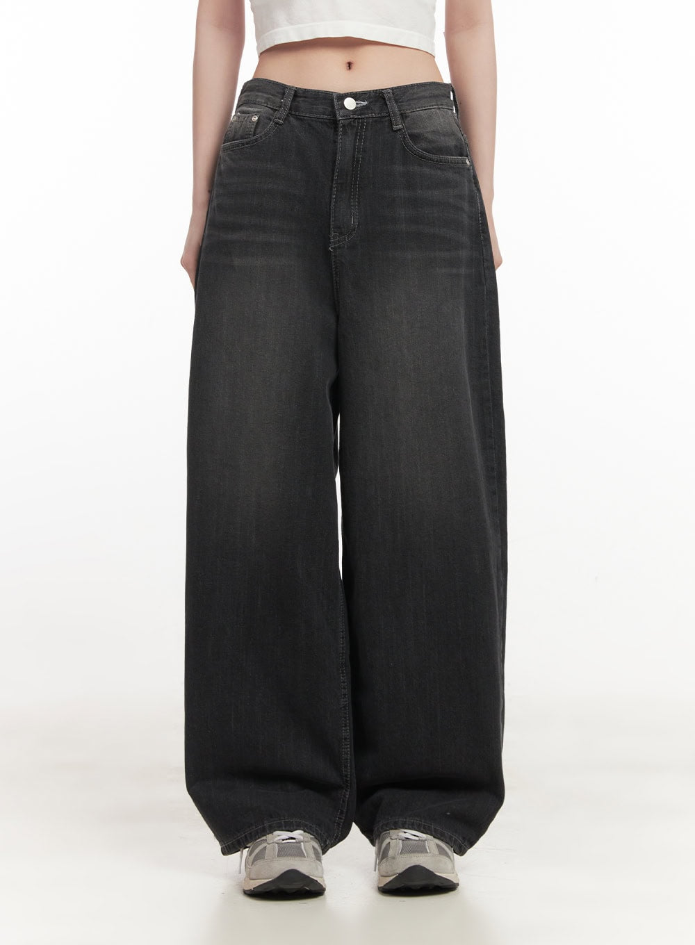 Ruth Washed Wide-Leg Jeans CF514