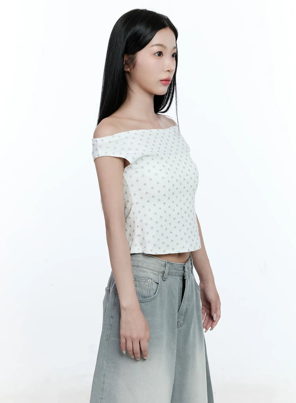 Polka-Dot Off-Shoulder Tee CG511