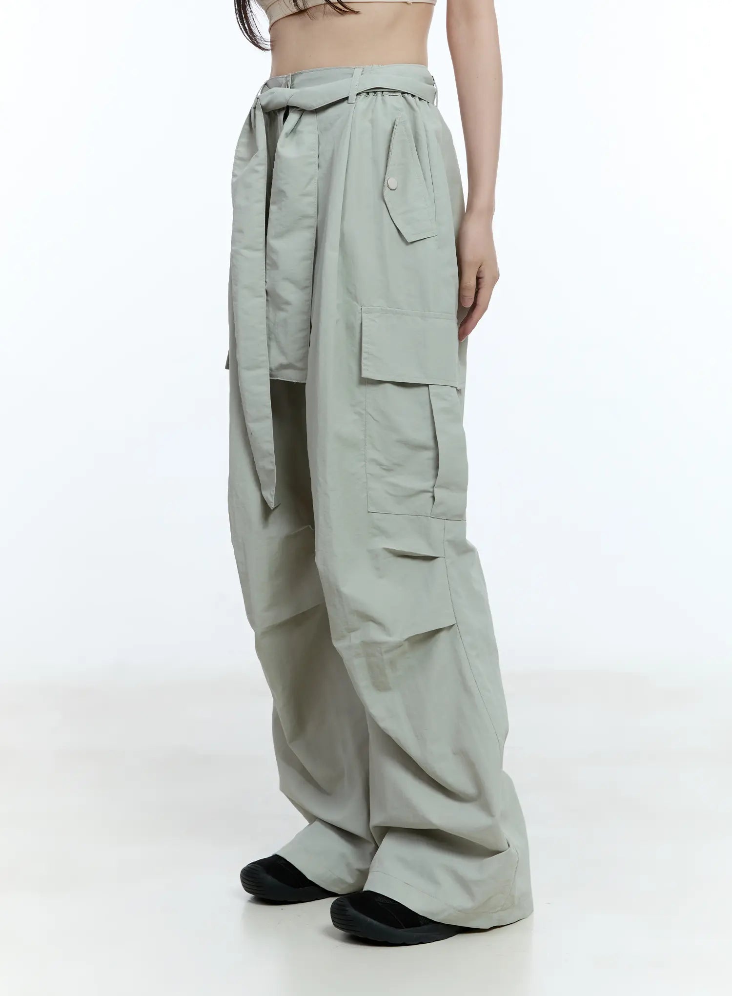 Pintuck Nylon Wide-Leg Cargo Pants CY514
