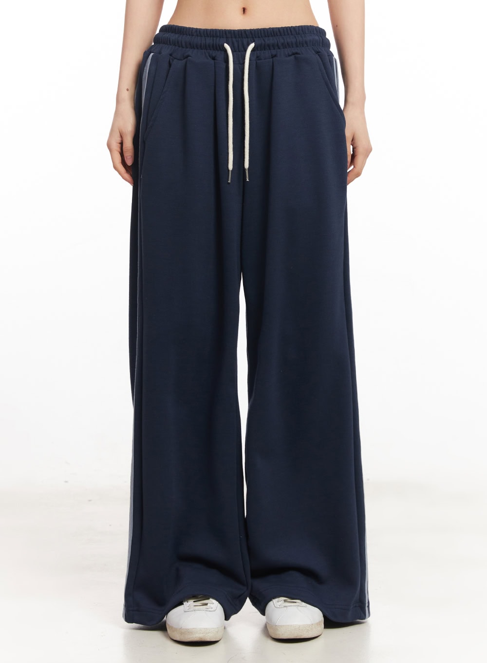 Cotton Wide-Leg Trackpants CA516