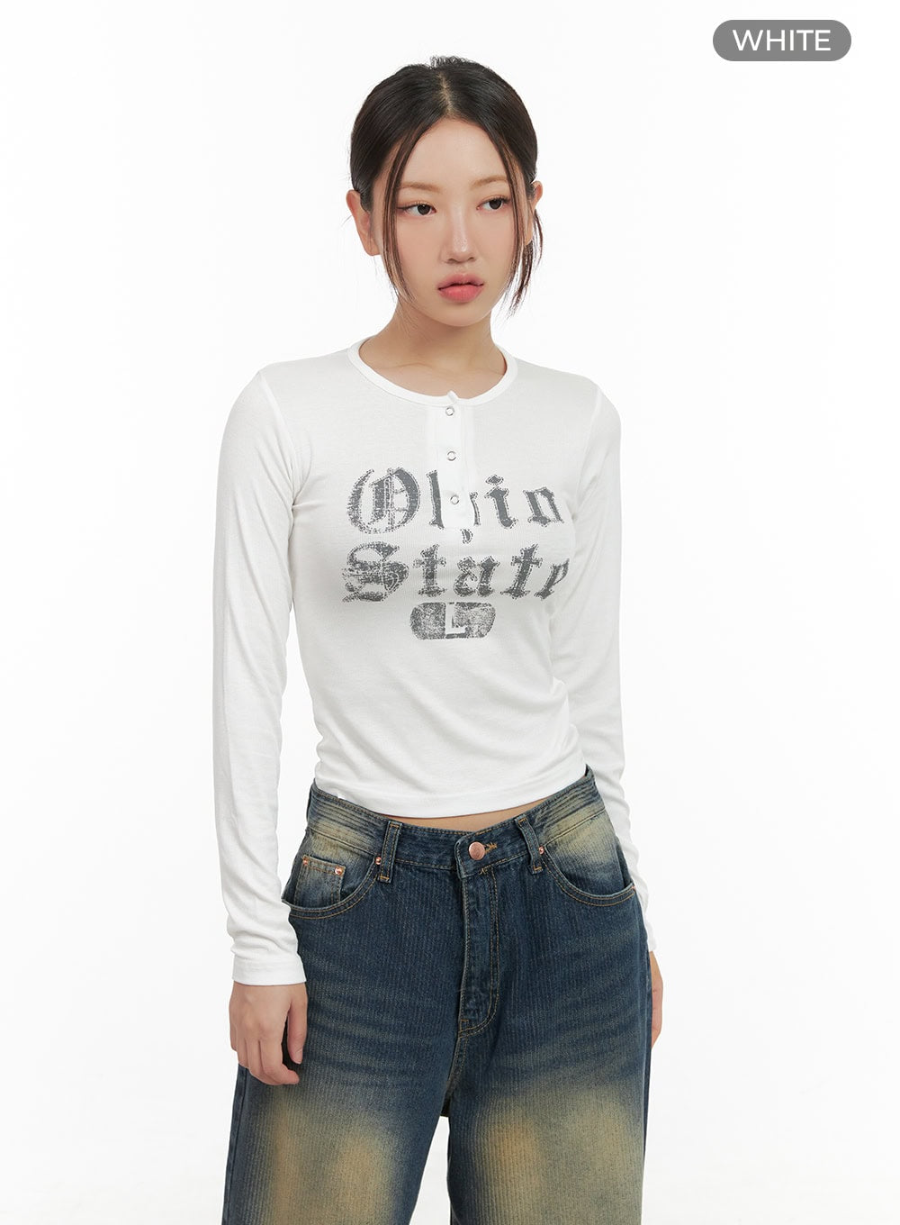 Buttoned Graphic Long Sleeve CG423