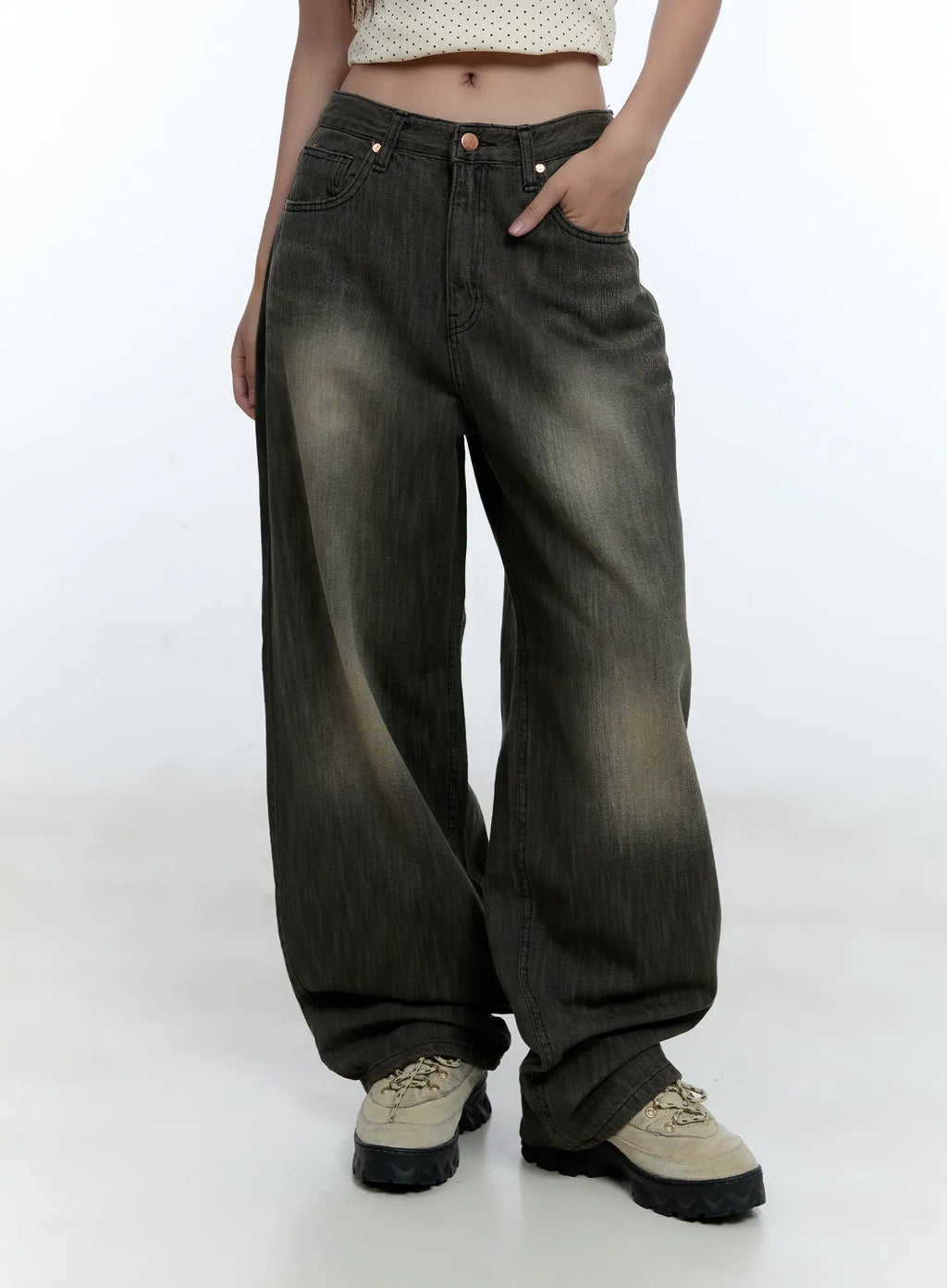 Chaeeun Washed Wide-Leg Jeans CU527